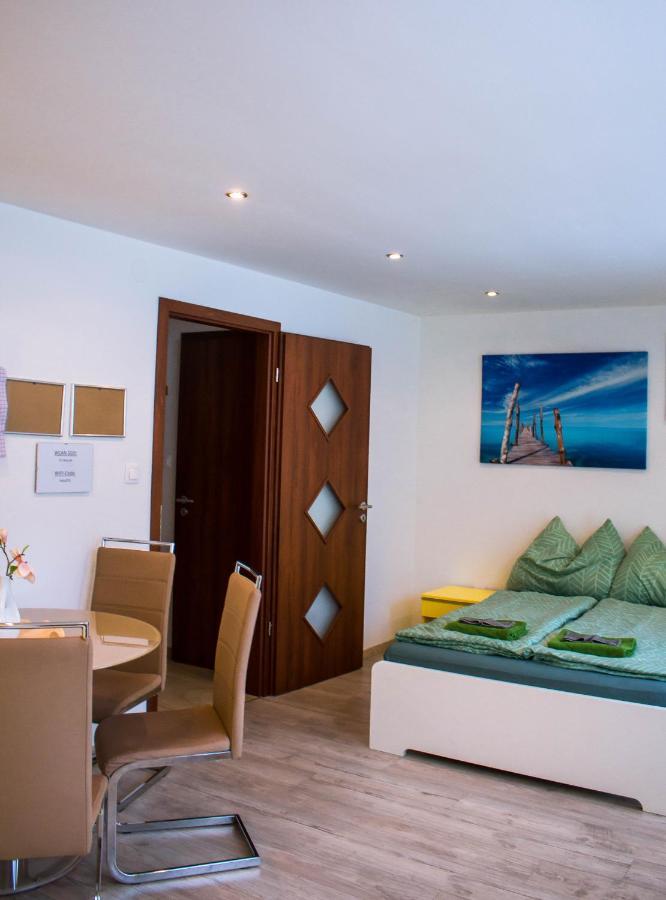 Blue Line Apartements อาร์โนลด์ชไตน์ ภายนอก รูปภาพ