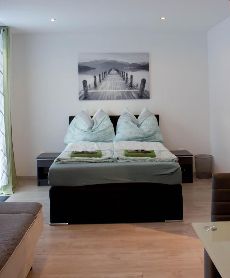 Blue Line Apartements อาร์โนลด์ชไตน์ ภายนอก รูปภาพ
