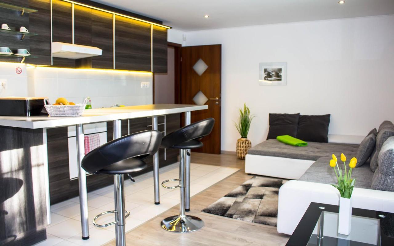 Blue Line Apartements อาร์โนลด์ชไตน์ ภายนอก รูปภาพ